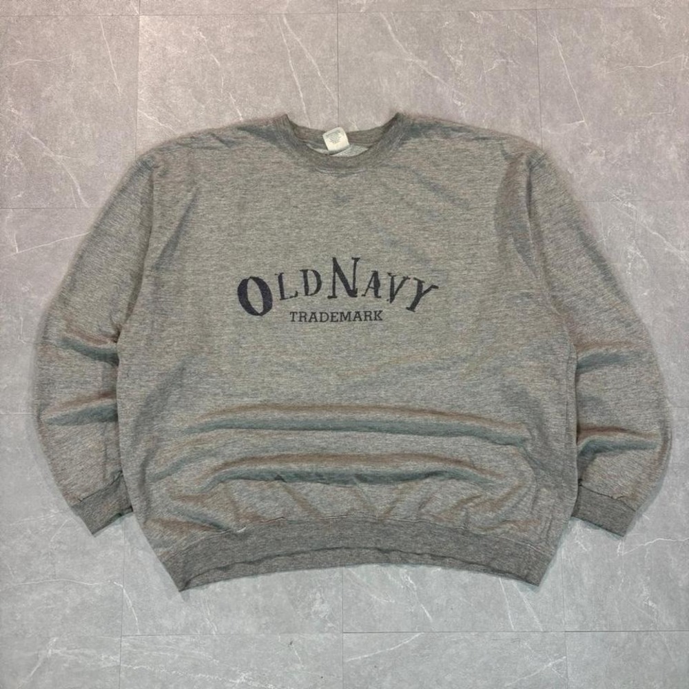 Y2K Old Navy grey crewneck shirt Size XL #oldnavy #menswear